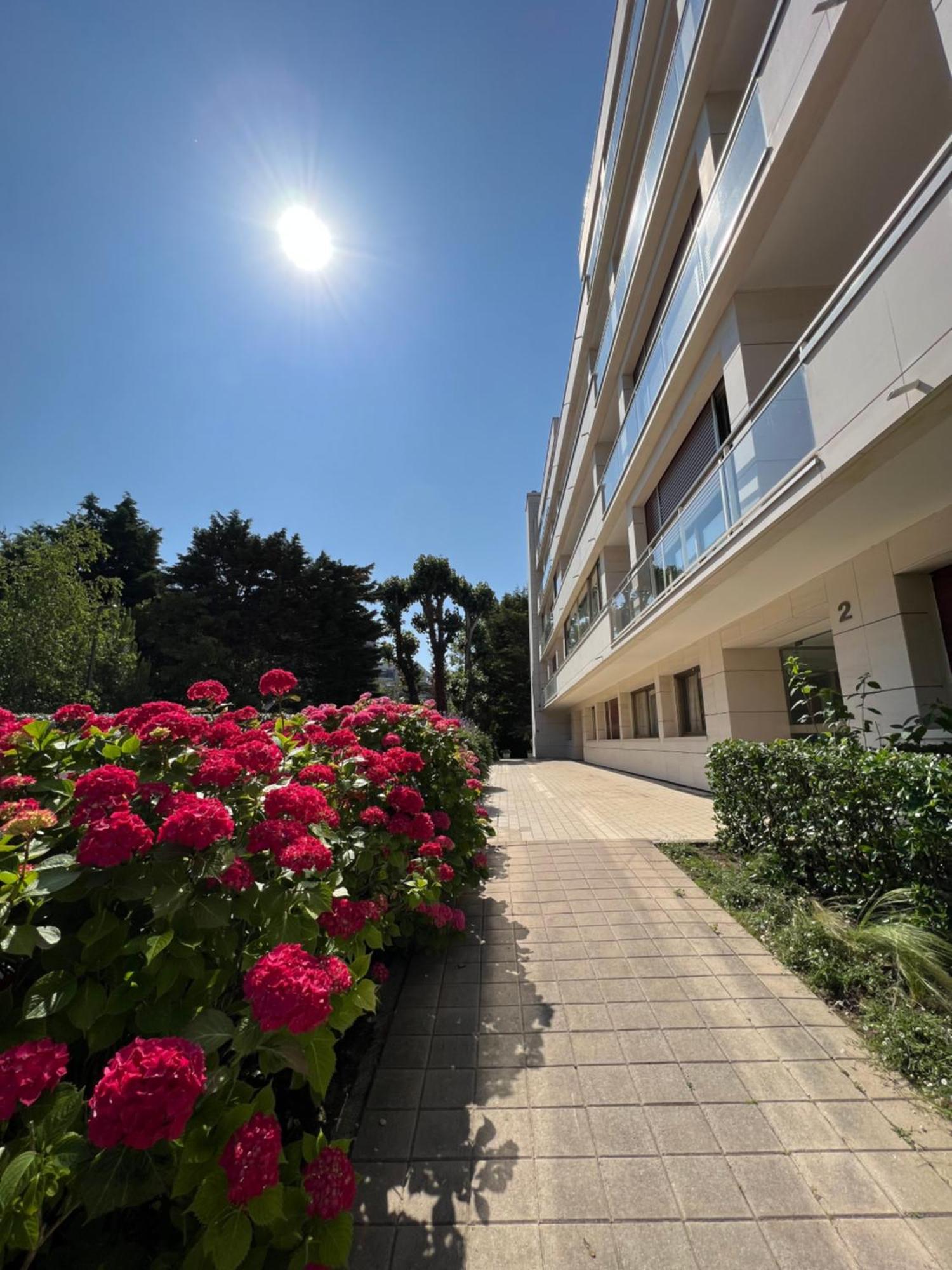 Résidence De L'hermitage, T2 Avec Parking Appartement *